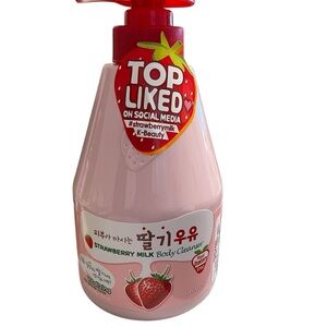 K-Beauty Strawberry Milk Body Cleanser – Made in Korea – New